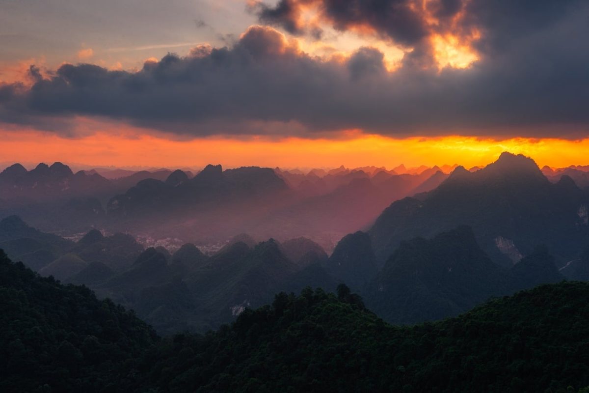 sunset, mountains, nature, landscape, vietnam, clouds, mountain rock, east, forest, misty, dawn, central, unusual, edge, beautiful, lacy, silhouettes, distant view