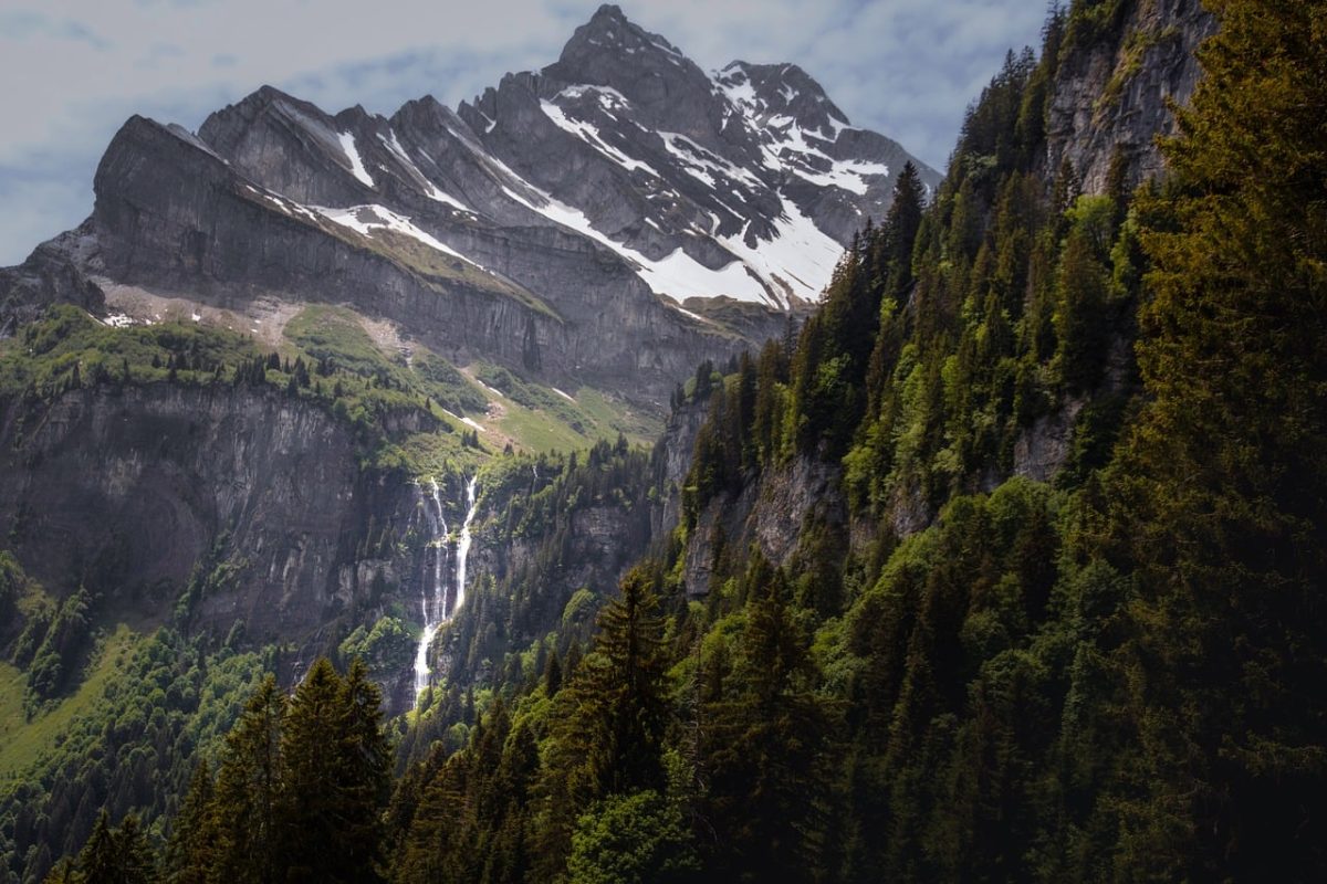 glarus, nature, switzerland, mountains, alps, glarnerland, landscape, braunwald, spring, characteristic, trail, sky, glärnisch, hiking, waterfall, snow, trees, mountain massif, ecology, panorama, tourism