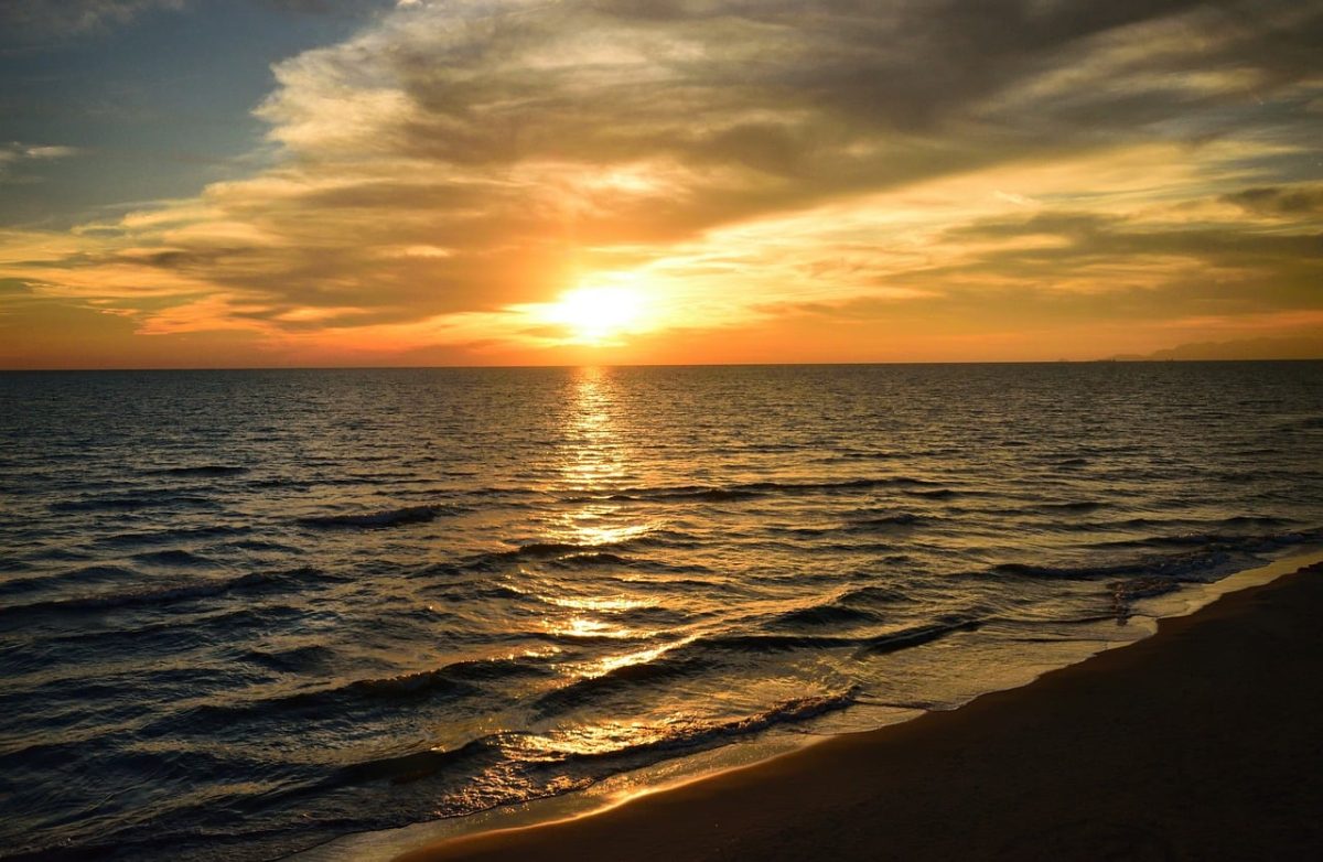 sunset, sea, clouds, beach, nature, italy, tuscany, evening, coastal landscape, sand, air, light, romantic, calm, horizon, beautiful, landscape, sun, magical, tranquil