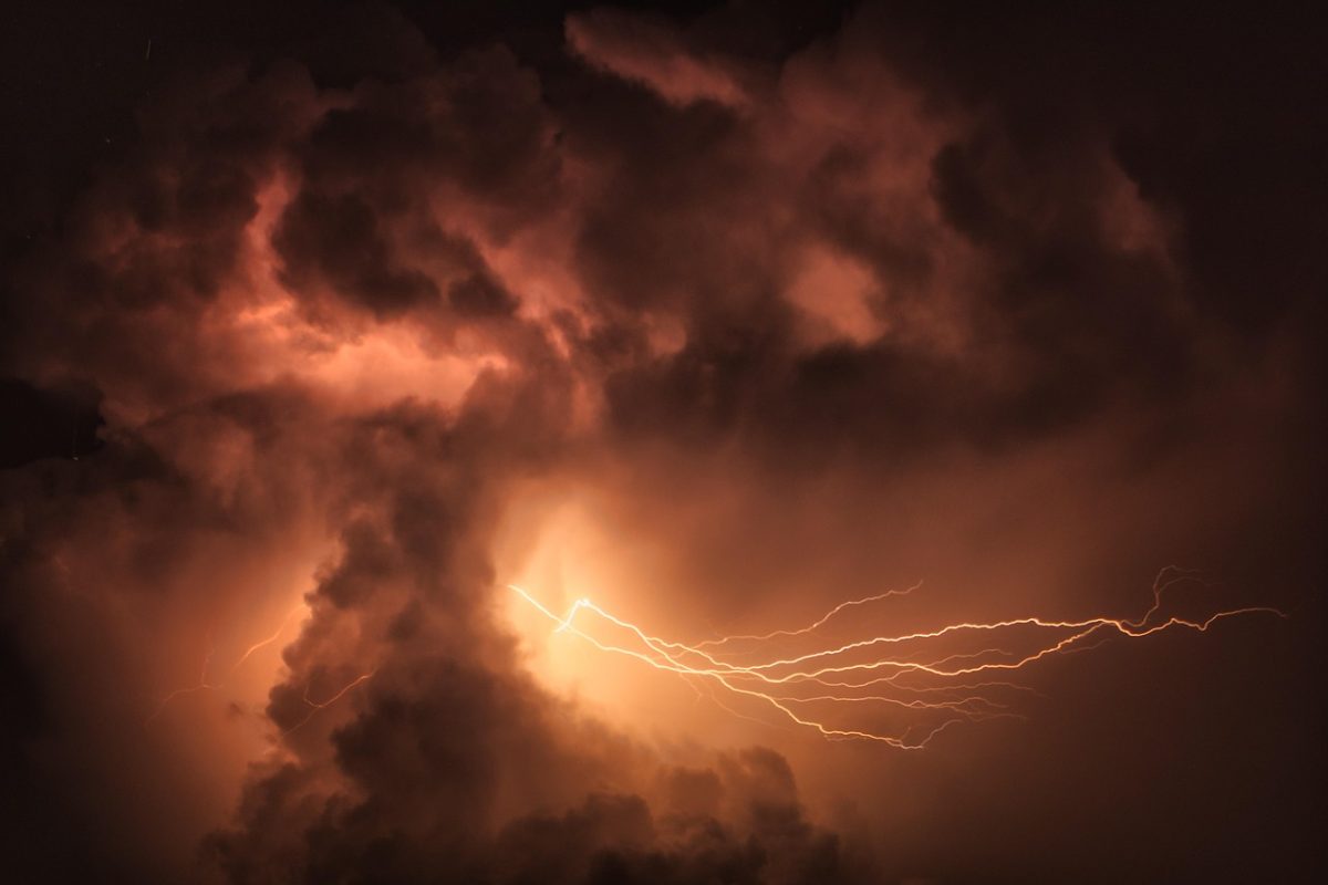 lightning, desktop backgrounds, night sky, hd wallpaper, full hd wallpaper, free wallpaper, cool backgrounds, 4k wallpaper, laptop wallpaper, sky, flash, clouds, mac wallpaper, free background, beautiful wallpaper, nature, 4k wallpaper 1920x1080, wallpaper hd, wallpaper 4k, windows wallpaper, night, sky background, background