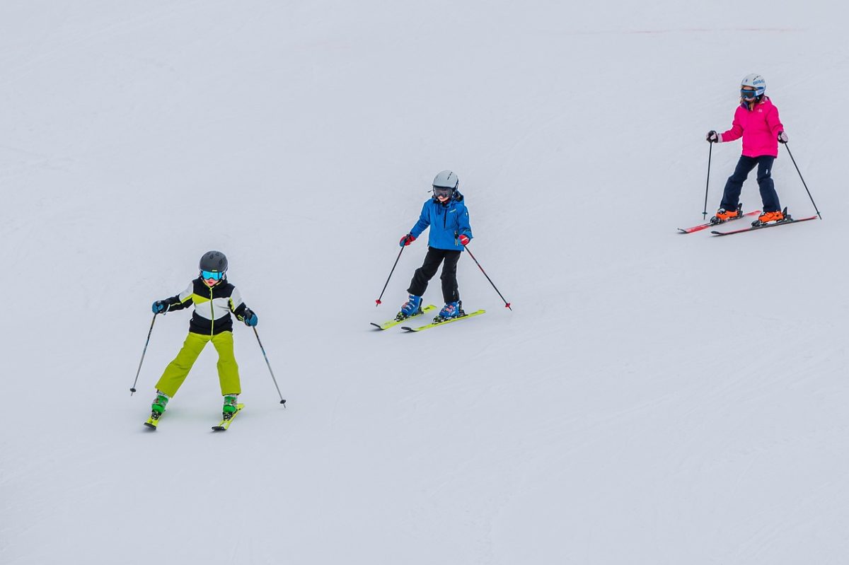 skiing, race, ski, sports, skiers, winter, snow, ski mountain, recreational activity, leisure, olympics, competition