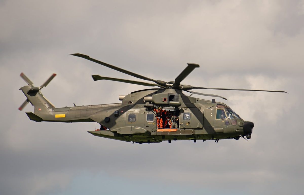 helicopter, military, aviation, rescue, transport, pilot, nature, flight, surveillance, parachuting, troop, reconnaissance, green, sky, cloud, rotor, engine, military-helicopter, air-transport, evacuation, agusta-westland