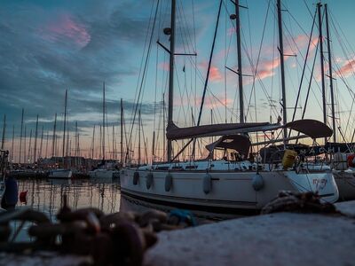 harbor, boats, sunset, yachts, anchor lines, sky, water, reflection, city, masts, wharf, italy, travel, sun, evening, tourism, vacation, nature, calm, seascape