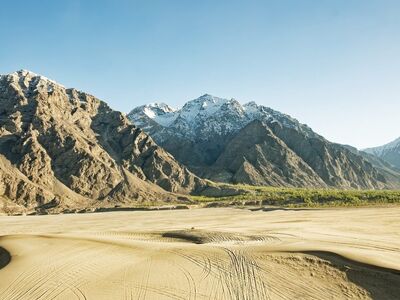 pakistan, mountains, sand, desert, snow, nature, sky, breathtaking, landscape, karakoram, dunes, stunning, green, panorama, tranquility, ancient, peaceful, peaks, shigar, sarfaranga