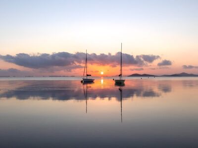 lake, reflection, sunrise, boat, calm, nature, sky, cloudy, soft light, silhouette, romantic, beautiful, peace, geometry, dawn, spain, region murcia, two boats, mar menor