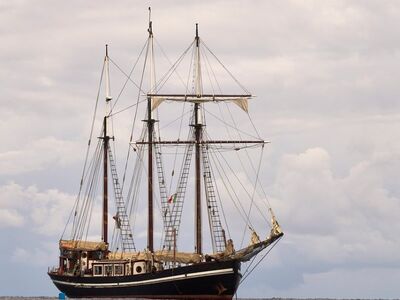 sailing ship, sea, masts, vintage ship, sailing, historical navy, sky, clouds, calm sea, maritime, romantic sea, vessel, sea shanty, sailing culture, nature, retro style, horizon, sea adventure, sailors, sailors on board