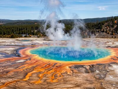 hydrothermal, spring, rainbow, geothermal, yellowstone, colors, bacteria, volcanic, geyser, mineral, steam, nature, landscape, texture, sulfur, blue, weird, scalloped, landmark