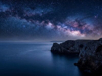 cliffs, ocean, night, milky way, stars, galaxy, rocks, astrophotography, nature, landscape, adventure, seascape, cosmos, stardust, horizon, darkness, shoreline, coast, blue