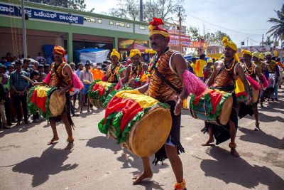 festival, drummers, traditional, dance, cultural, colorful, india, costumes, street, parade, music, drum, celebration, markets, fashion, front, hot, monkey, traditional clothing, people, busy