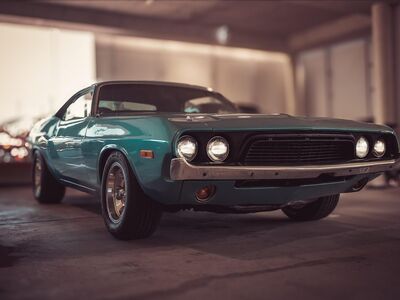 car, vehicle, automobile, vintage, retro, close up