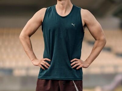 mens, athlete, sport, athletic, model, body, track and field, field, competition, stadium, exercise, outdoors, athletics, pose, photoshoot, smile, posing, fitness, sweat, corridor, influencer, portrait