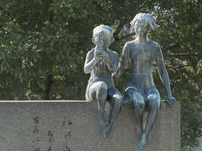 children's statues, statues, sculptures, hiroshima, peace park, memorial, story, bronze figures, art, bronze, sightseeing
