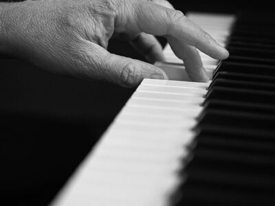 piano, piano keyboard, hd wallpaper, musical instrument, hand, finger, music, black-and-white, monochrome, full hd wallpaper, desktop backgrounds