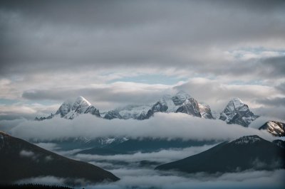 mountain, snow-covered, cloudy, beautiful view, mountains, nature, valley, clear air, scenery, elevation, winter landscape, cooling, best scenery, raw, idyll, strong scenery, peak, cool blue, lost horizon, tranquility